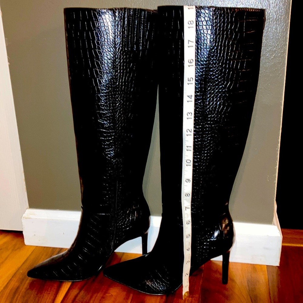 Guess boots